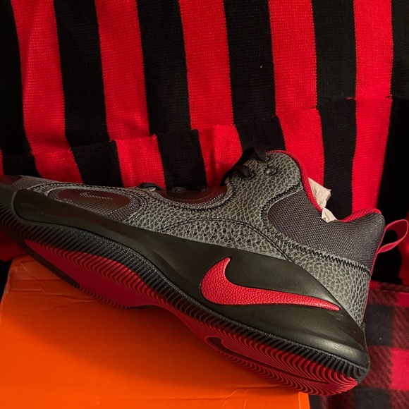 Nike Other - Mens Nike sneaker